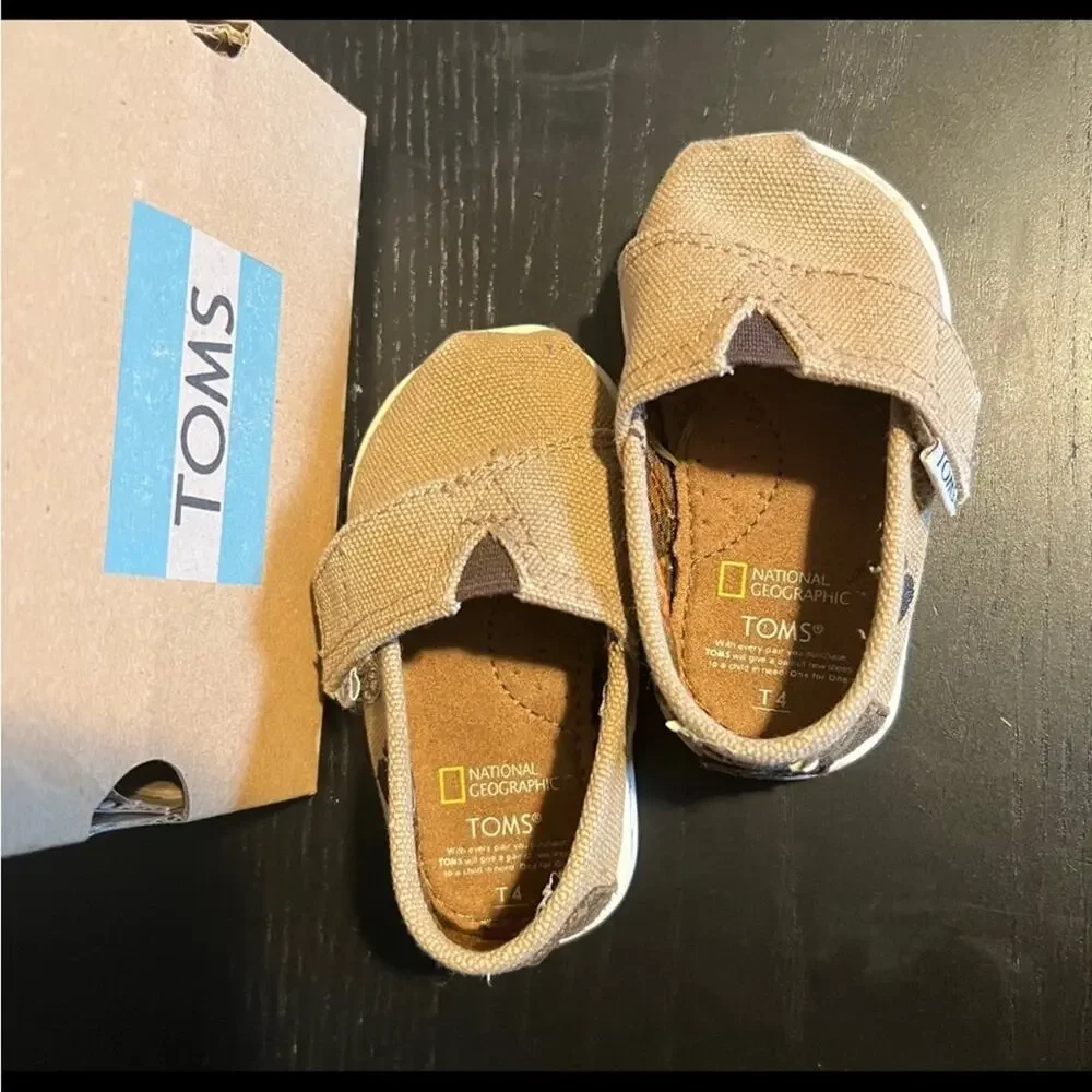 Toms Tiny Toddler Tan Classic Shoes - Lion
